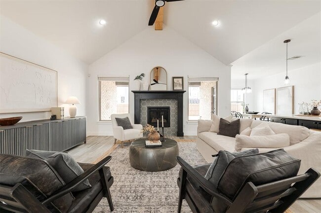 Photo - 3217 Pinnacle Peak Dr