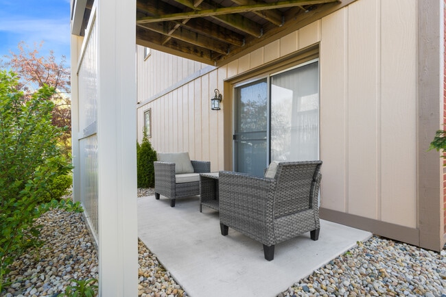 Pepper Valley Apartments