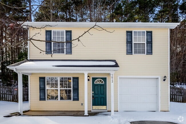 Building Photo - 5012 St Charles Dr Rental