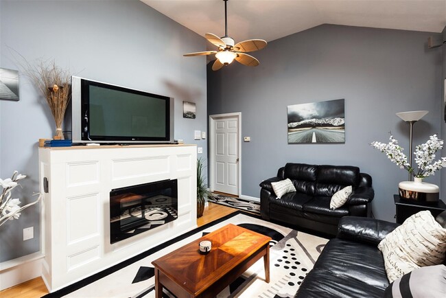 Photo - 36 Florence St Condo Unit 3
