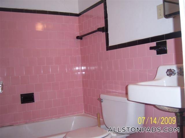 Photo - 215 Harvard Ave Unit 7
