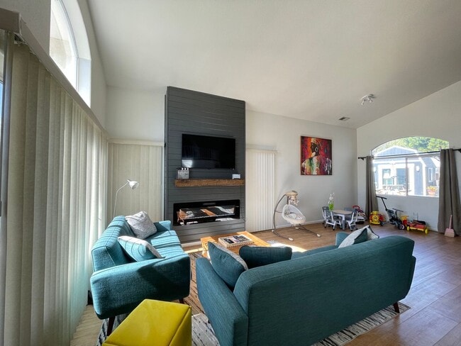 Photo - Luxury Living in Glen Ellen Development
