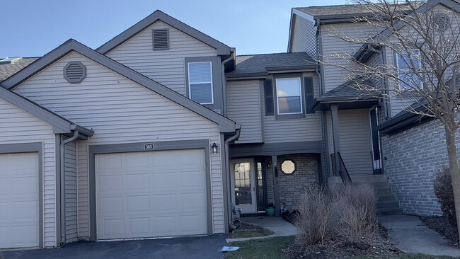 Photo - 385 Grissom Ct Townhome