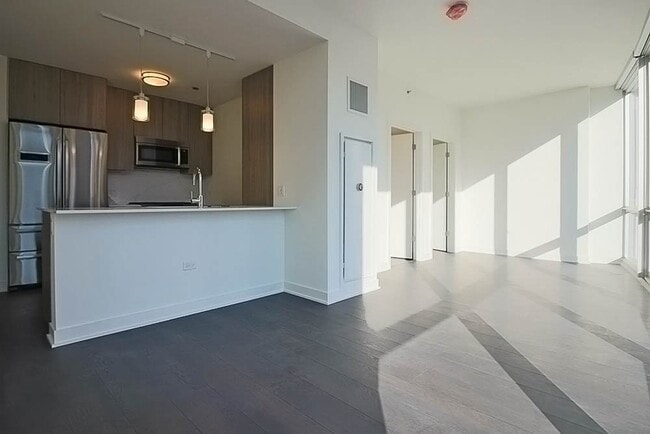 Photo - 458 N Park Dr