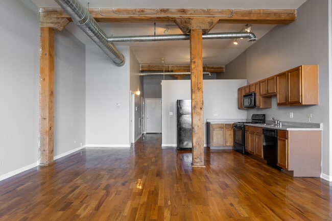 Photo - 1820 S Bishop St Unidad 2