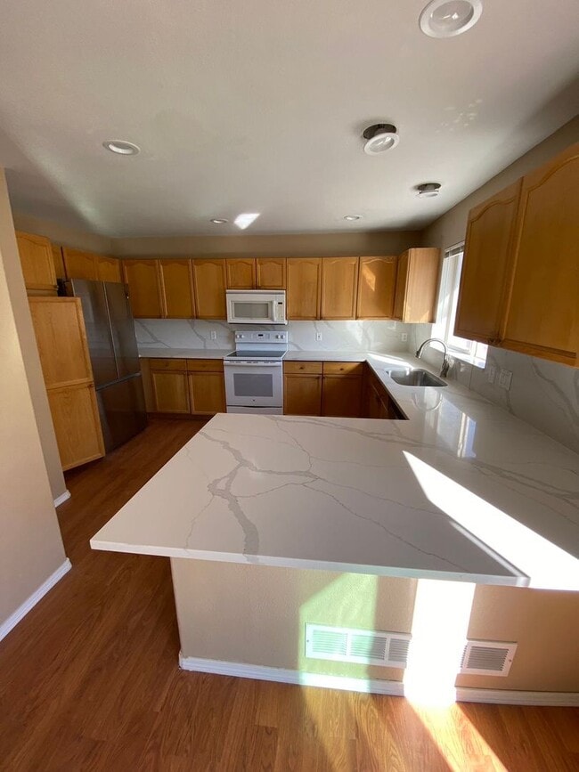 Photo - 3 bedroom 2 bathroom single family house in Highlands Ranch