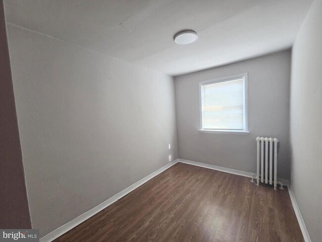 Photo - 1461 Lardner St