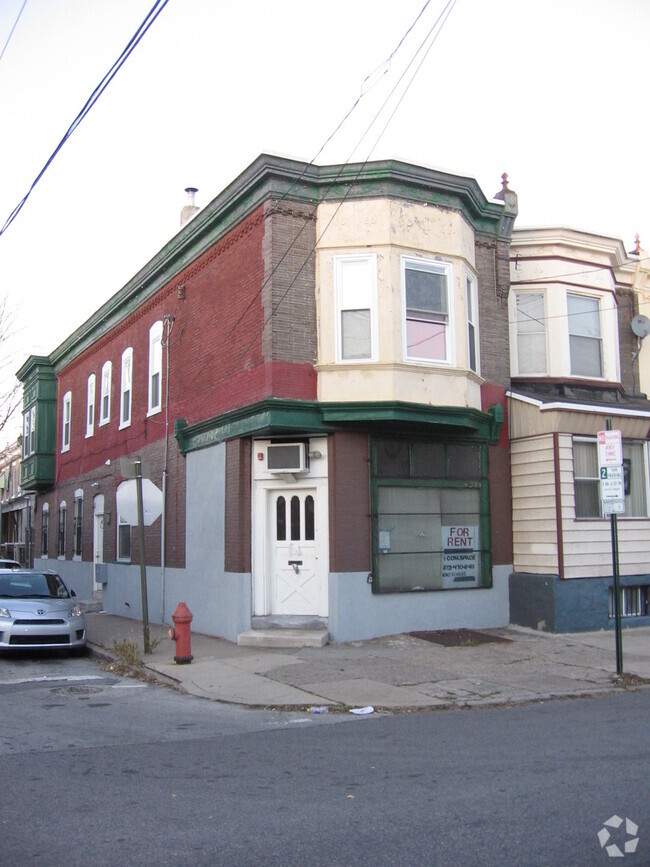 Building Photo - 5219 Arch St Unit #1 Rental