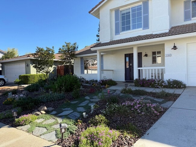 Photo - Nicely updated 4-bedroom in Oakdale!