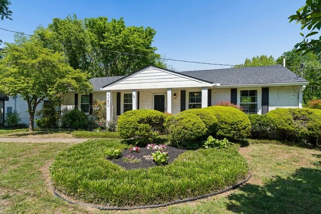 Photo - 340 Binkley Dr