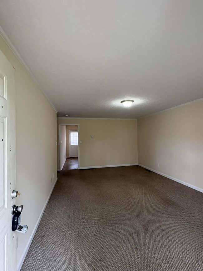 Photo - 2119 Rock Creek Dr