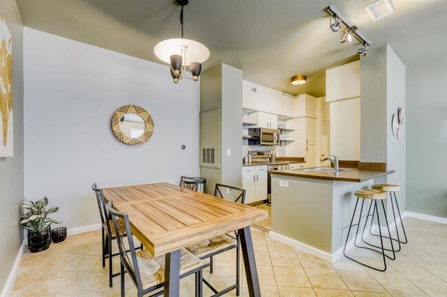 Photo - 1201 Grove Blvd Unit 502