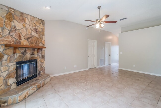 Photo - 3075 Waters View Cir