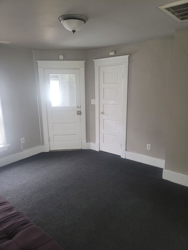 Building Photo - 1143 Buffalo Rd Unit 1143 Buffalo rd 2nd fl Rental