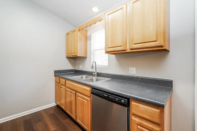 Photo - 140 Wayne Ave