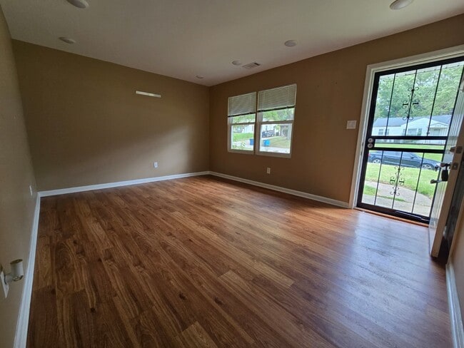 9765 Vickie Pl