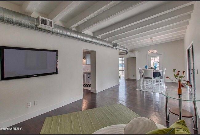 Photo - 3228 N 27th St