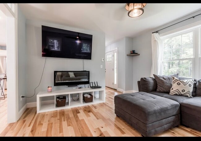 Photo - 42 Admiral Harry Rich Dr