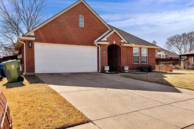 Photo - 1045 Sweet Grass Trail