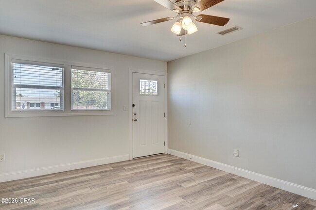 Photo - 3105 W 21st Ct