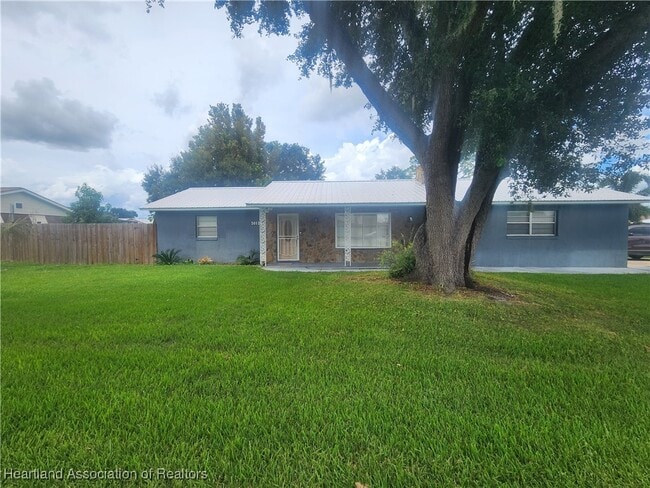 Building Photo - 3012 Parkwood Rd Rental