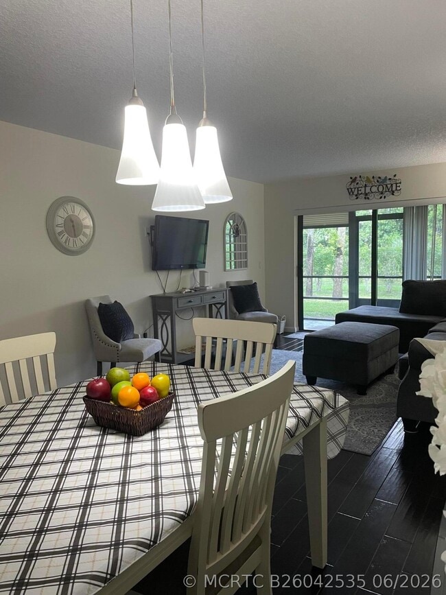 Photo - 7879 Willow Spring Cir N Unit 913