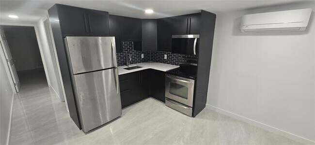 Photo - 5310 SW 23rd Terrace Unit 2
