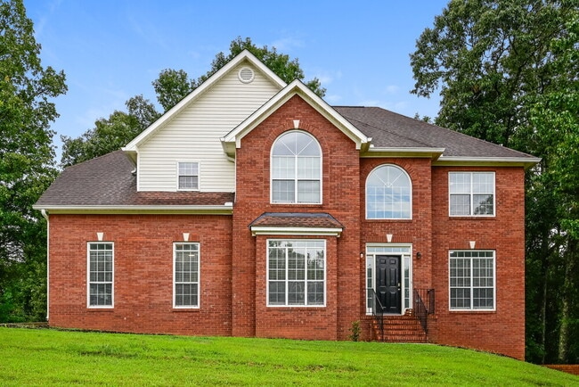 Building Photo - 135 Stratmore Pl