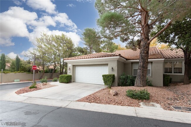 Photo - 1924 Summer Pine Ct Townhome