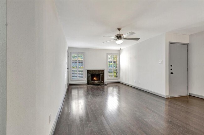 Photo - 1601 S Shepherd Dr Unit 138