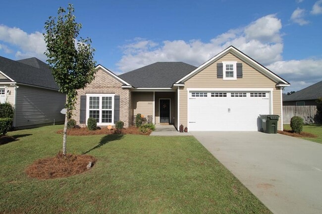 Building Photo - Beautiful and Convenient 3BR/2BA Home near Moody Airforce Base in Valdosta, GA
