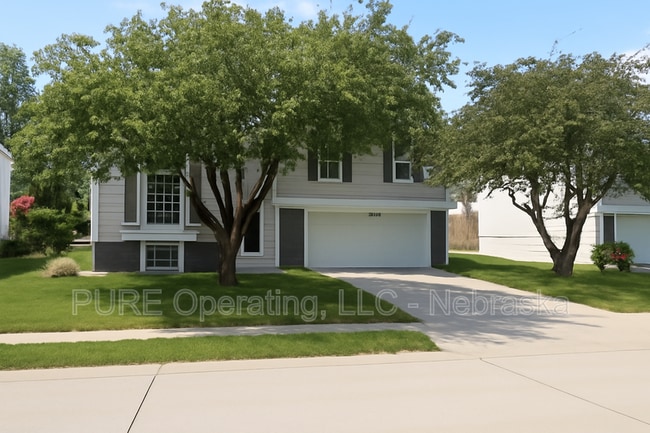 Photo - 14430 S 35th St House