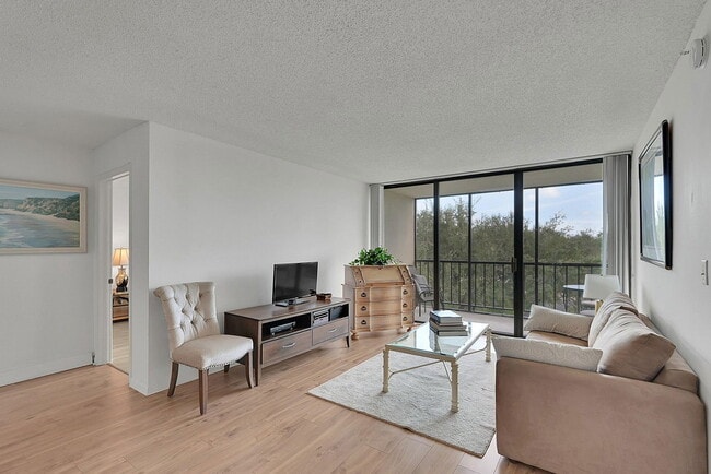 Photo - 7835 Lakeside Blvd Unit 953