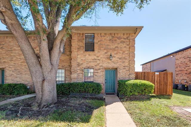 Photo - 7431 Kingswood Cir Townhome