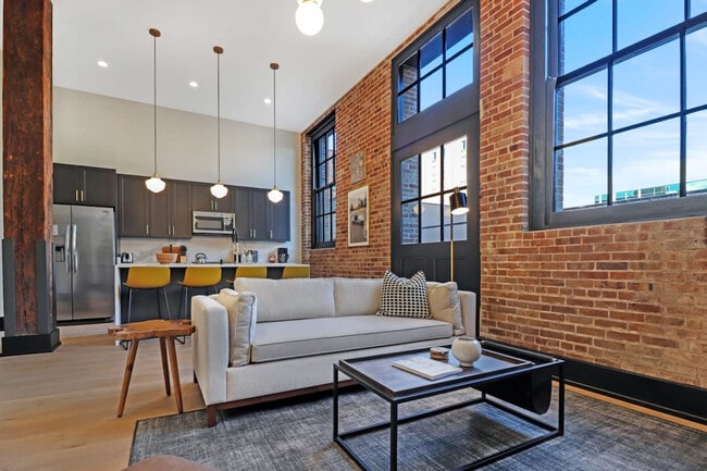 Building Photo - 1148 S Peters St Unit ID1268792P Rental