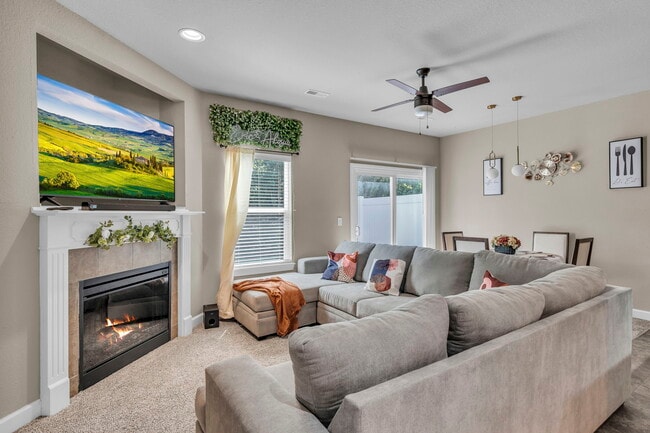 Photo - 9417 N Adrian Ave