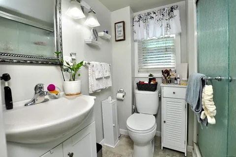 Photo - 349 Naubuc Ave Unit B