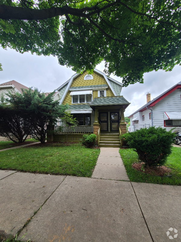 Building Photo - 4063 N 17th St Rental