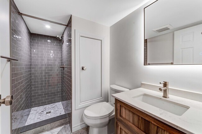 Photo - 288 Arlington Ave Unité 1