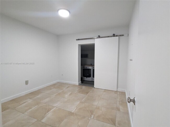 Photo - 11481 SW 145th Ave