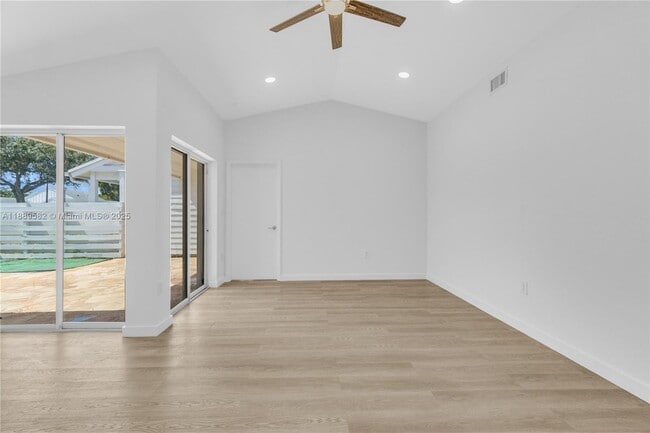 Photo - 13737 SW 147th Cir Ln