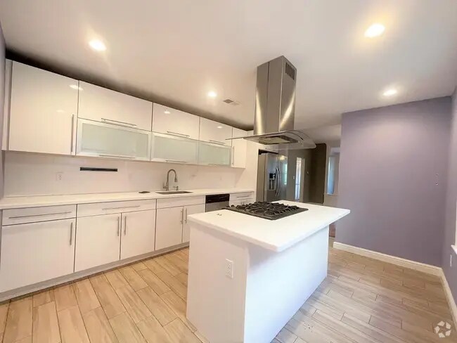 Building Photo - 20 Marie Ave Unit 2 Rental