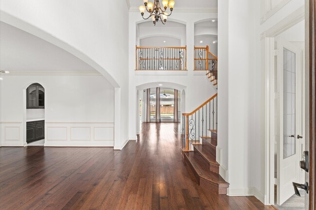Photo - 3 N Beech Springs Cir