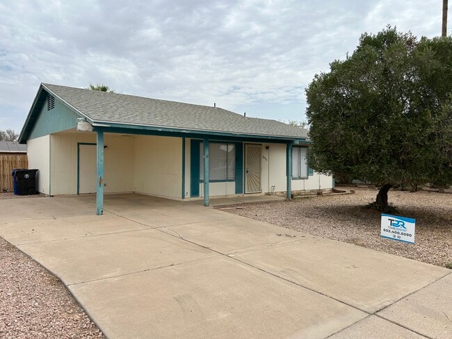 Photo - 2060 W Peralta Ave