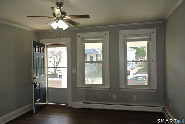 Photo - 115 Maltby St