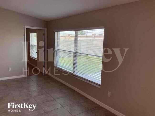 Photo - 6117 Tremeza Pl