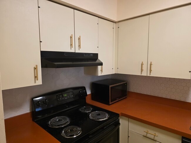 Photo - 1006 Russell Blvd Unit B