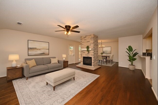 Building Photo - 1511 Apple Park Dr