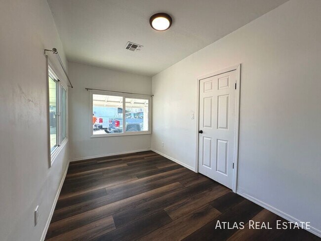 Photo - 8842 N 2nd Way Unit 2