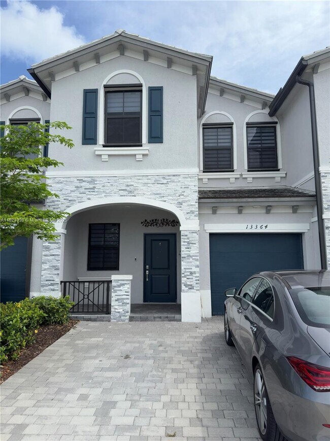 Photo - 13364 SW 286th St Townhome